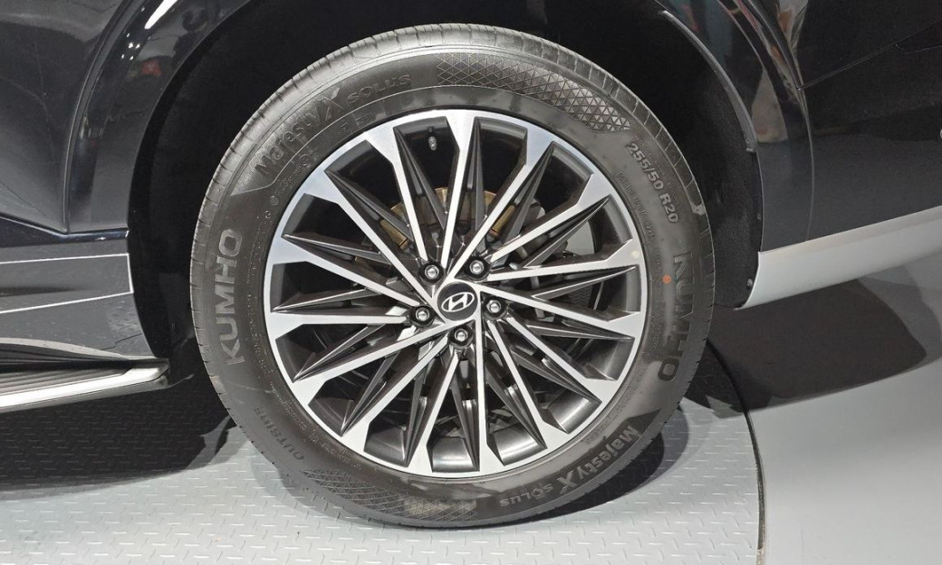 Hyundai Palisade Gasoline 2.5T 2WD 7-Seater, 2025