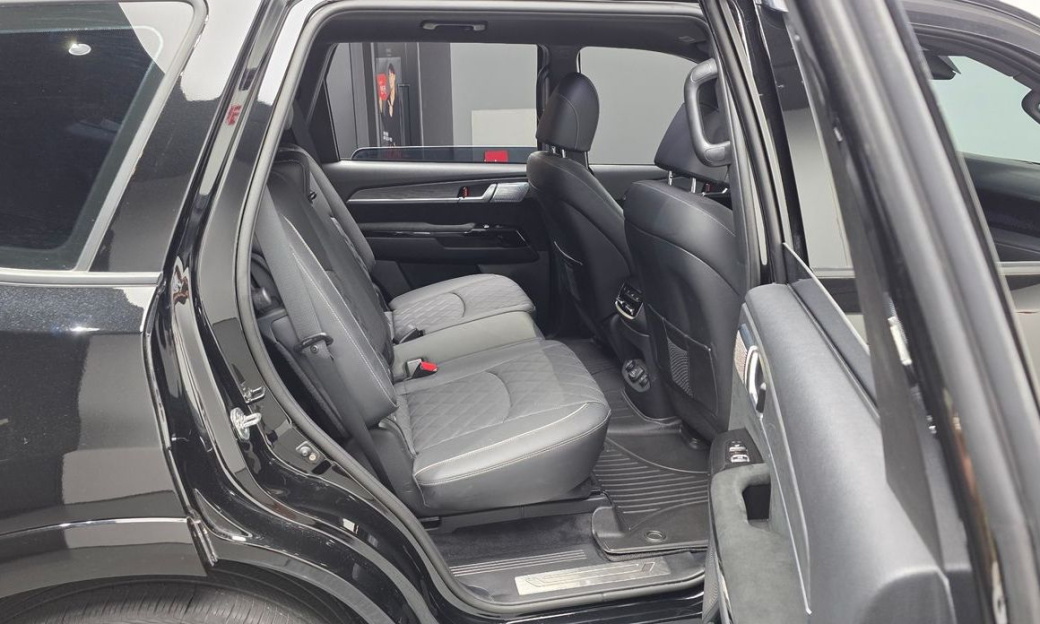 Kia Mohave Diesel 3.0 4WD 7-Seater, 2024