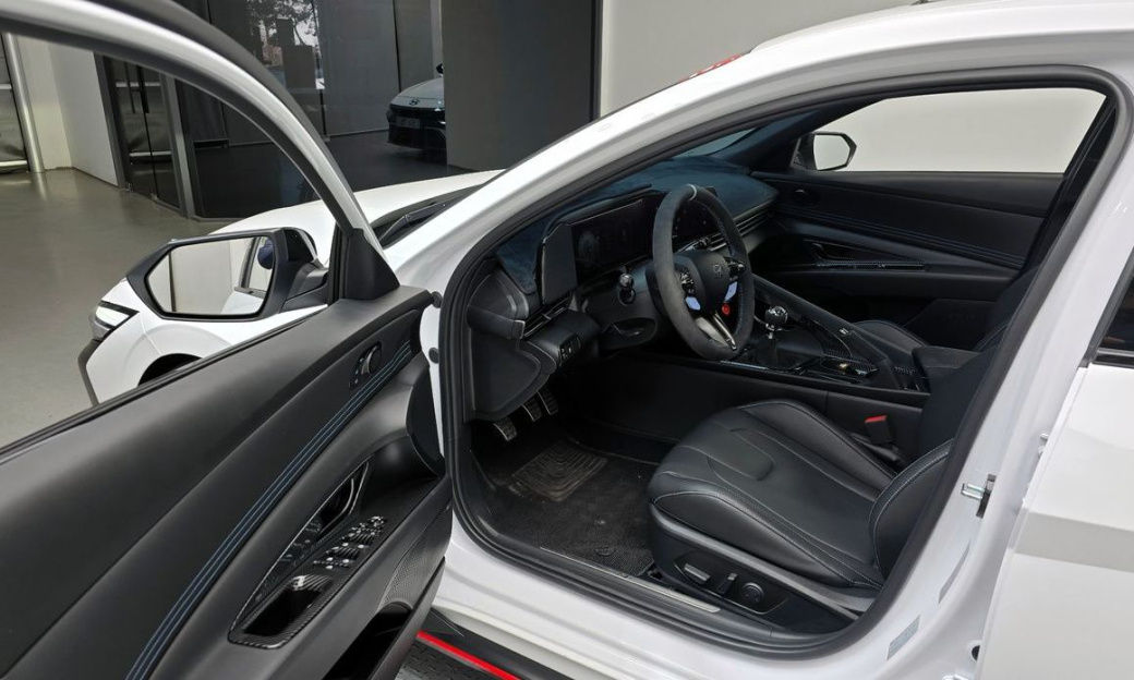 Hyundai AVANTE 2.0 N, 2025