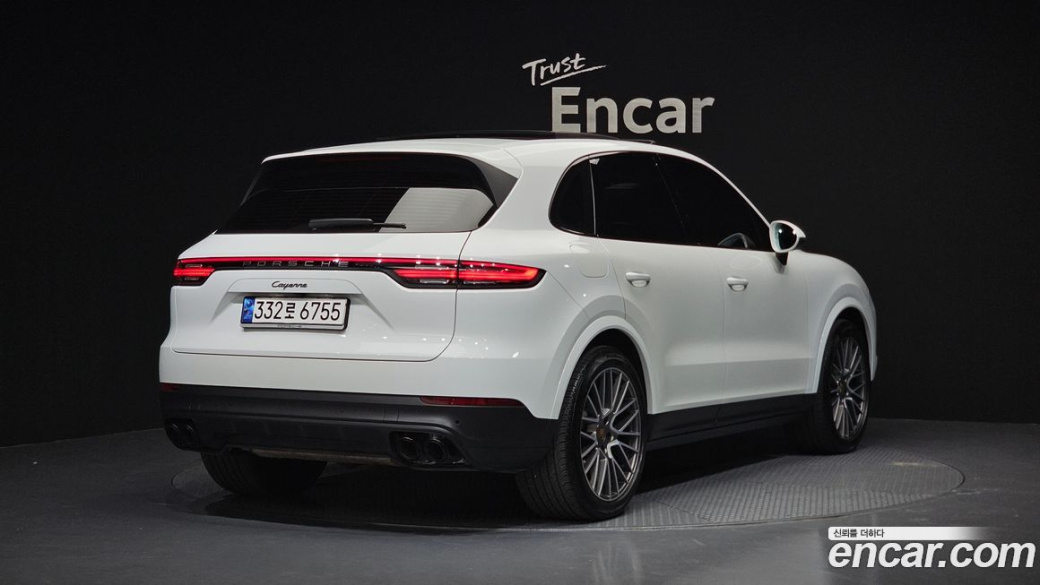 Porsche Cayenne 3.0 PLATINUM EDITION, 2023