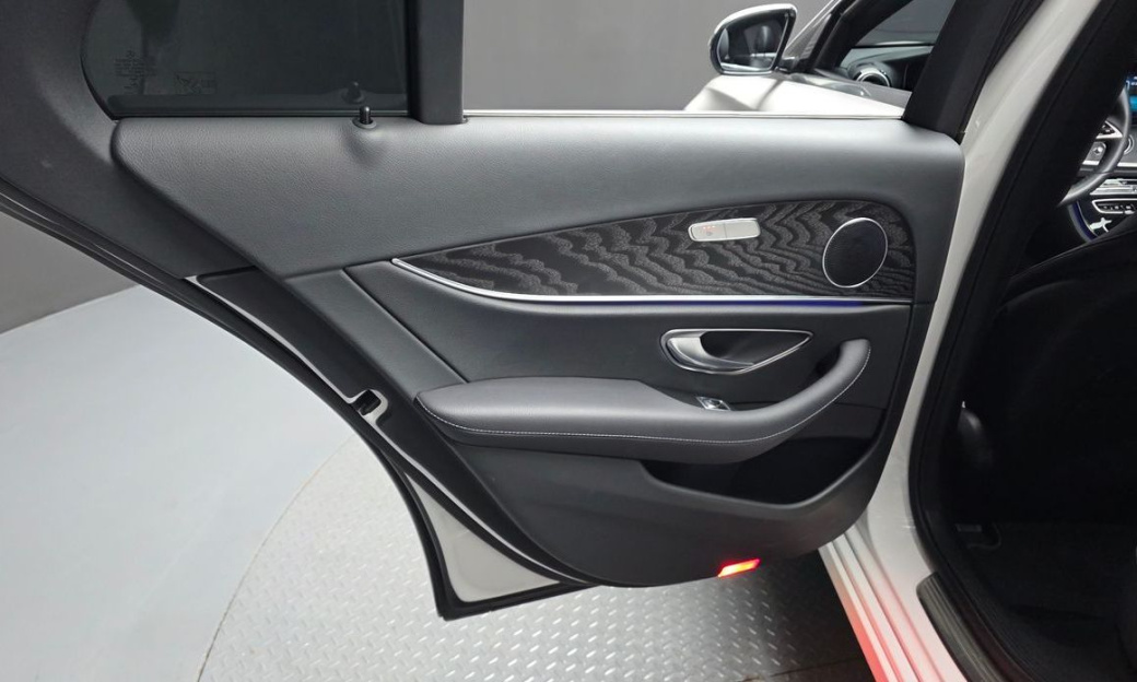 Mercedes-Benz E-Class E250 Avantgarde, 2022