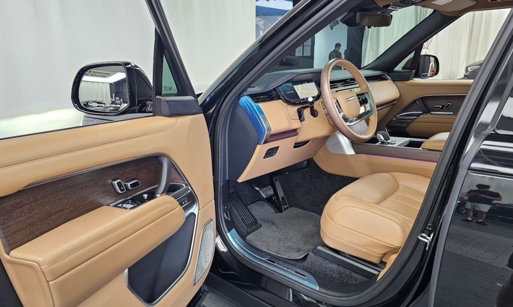 Land Rover Range Rover P530 Autobiography Long Wheel Base, 2025