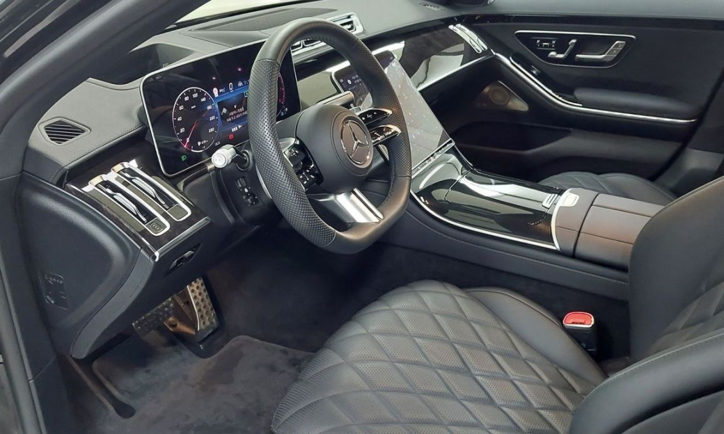 Mercedes-Benz S-Class S500 4MATIC, 2026