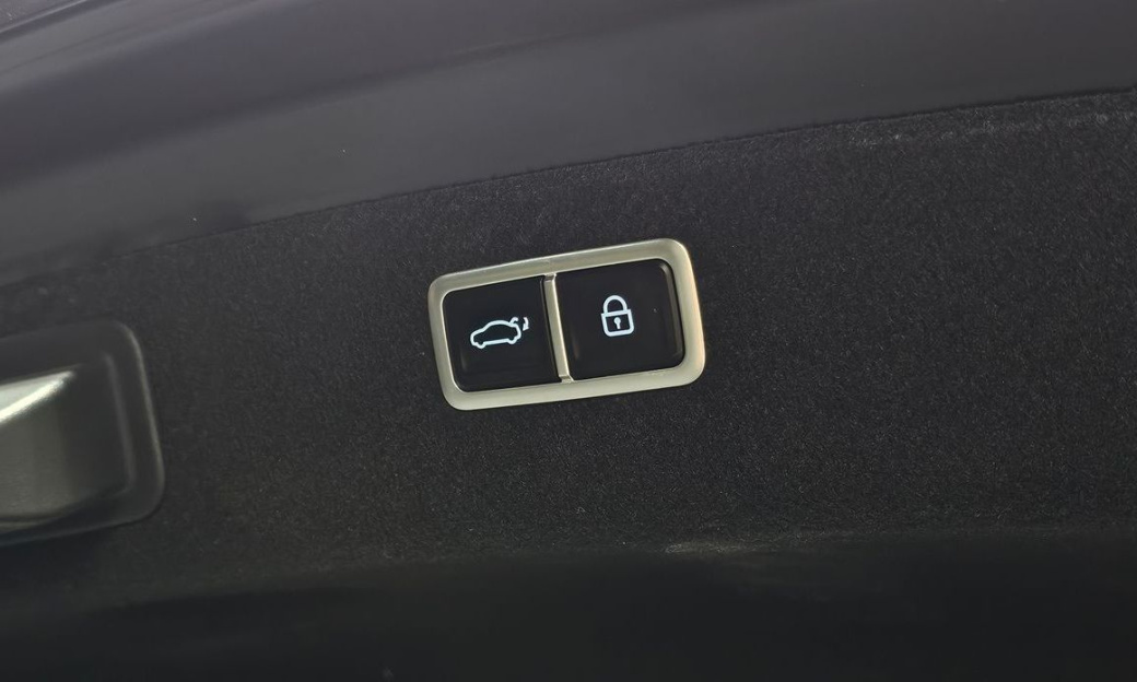 Genesis G80 Gasoline 2.5 Turbo AWD, 2023