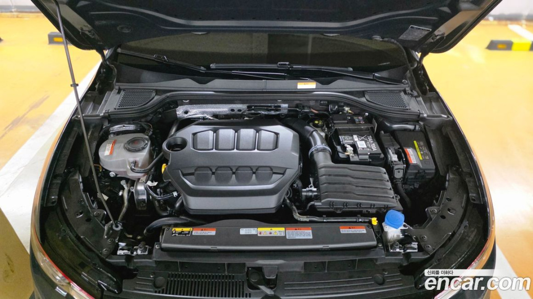 Volkswagen Golf 2.0 GTI, 2024