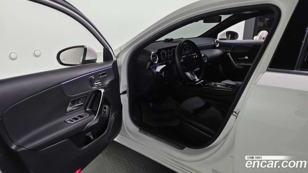 Mercedes-Benz A-Class A220 Sedan, 2024