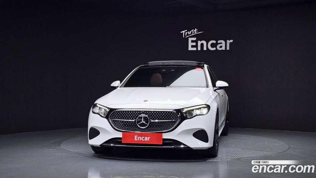 Mercedes-Benz E-Class E200 Avantgarde, 2024