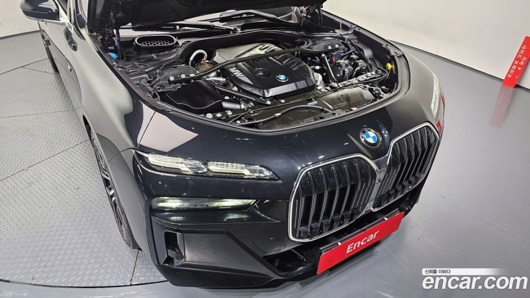 BMW 7-Series 740d xDrive M Sport, 2025