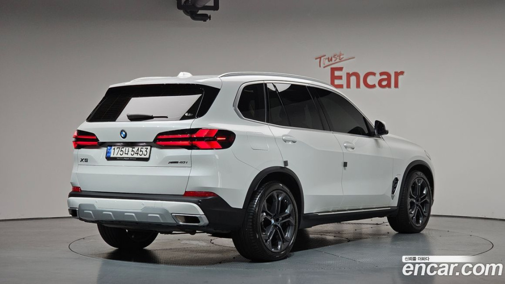 BMW X5 xDrive 40i xLine, 2024