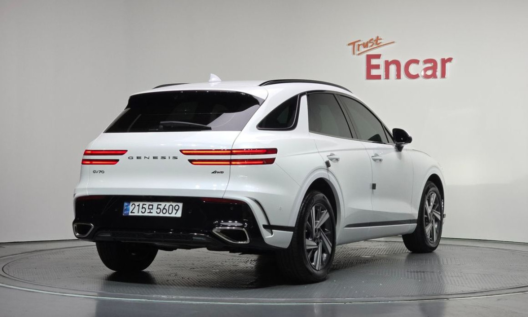 Genesis GV70 2.5T Gasoline AWD, 2025