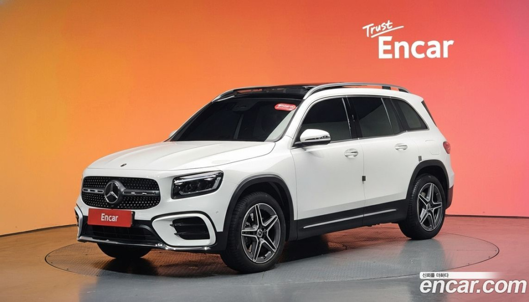 Mercedes-Benz GLB-Class GLB250 4MATIC, 2025