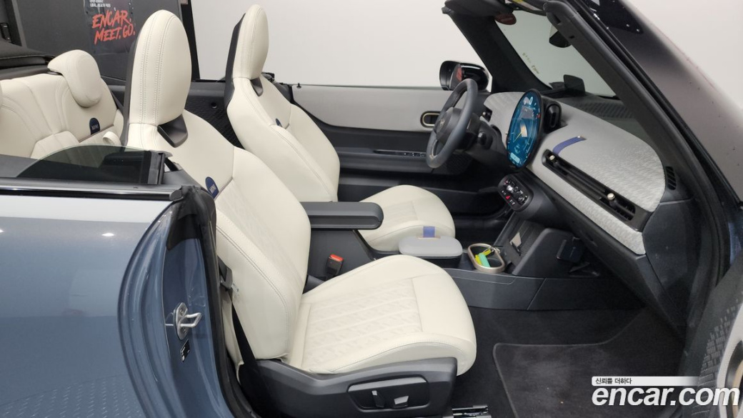 Mini Cooper Convertible Favoured, 2025