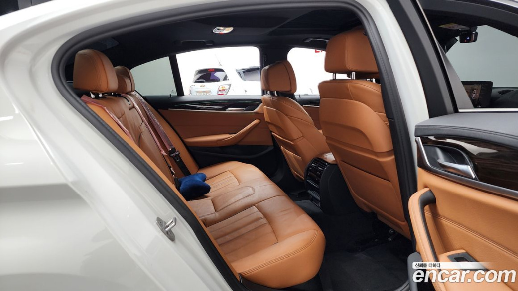 BMW 5-Series 520i M Sport, 2022