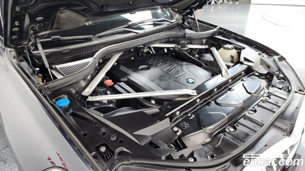 BMW X6 xDrive40i M Sport, 2023