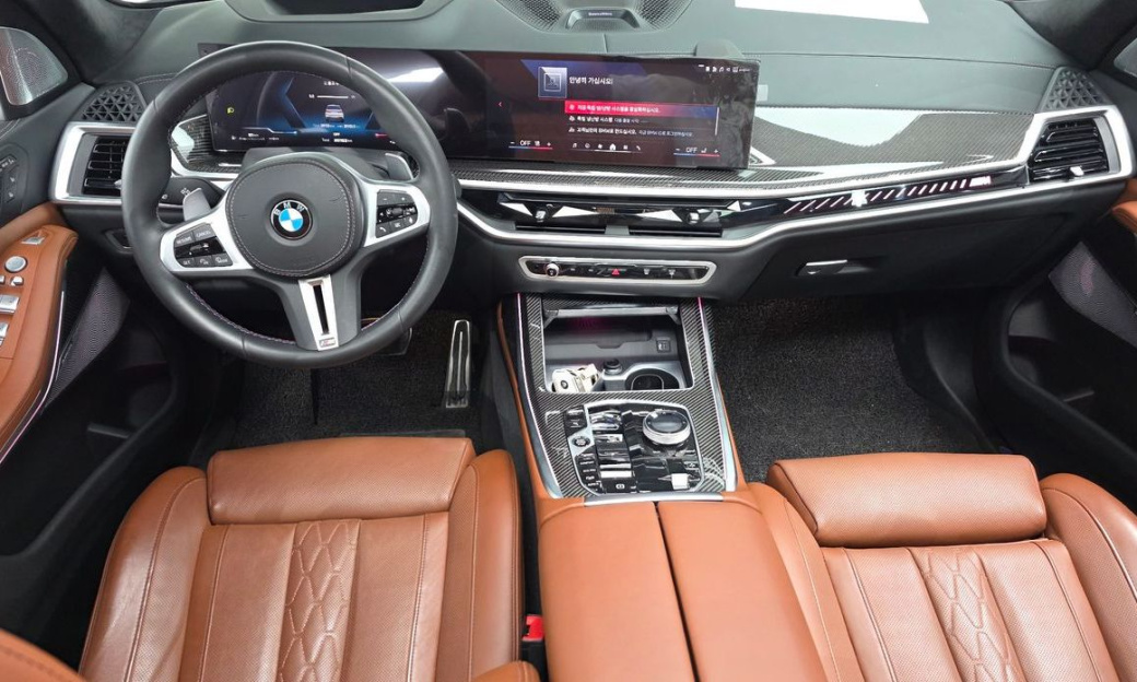 BMW X7 M60i xDrive M sport 6STR, 2024