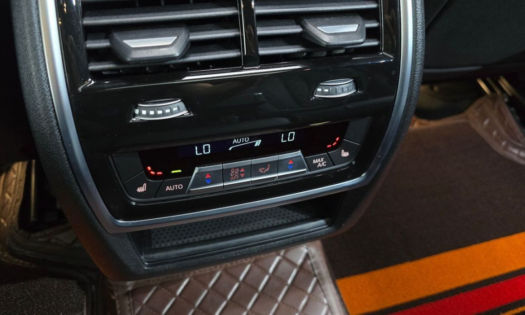 BMW X5 xDrive 40i M Sport, 2025