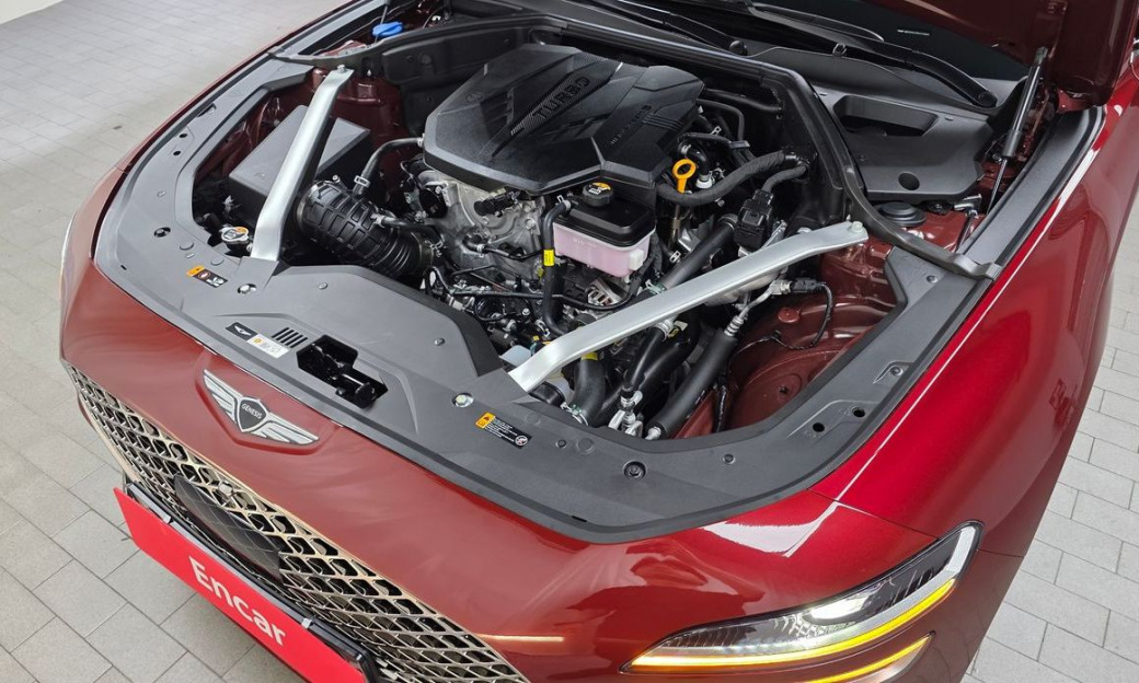 Genesis G70 Gasoline 2.5T 4WD, 2025