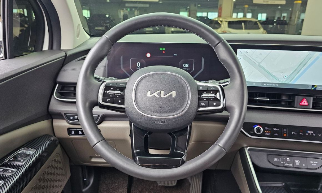 Kia Carnival 9-Seater Noblesse, 2025