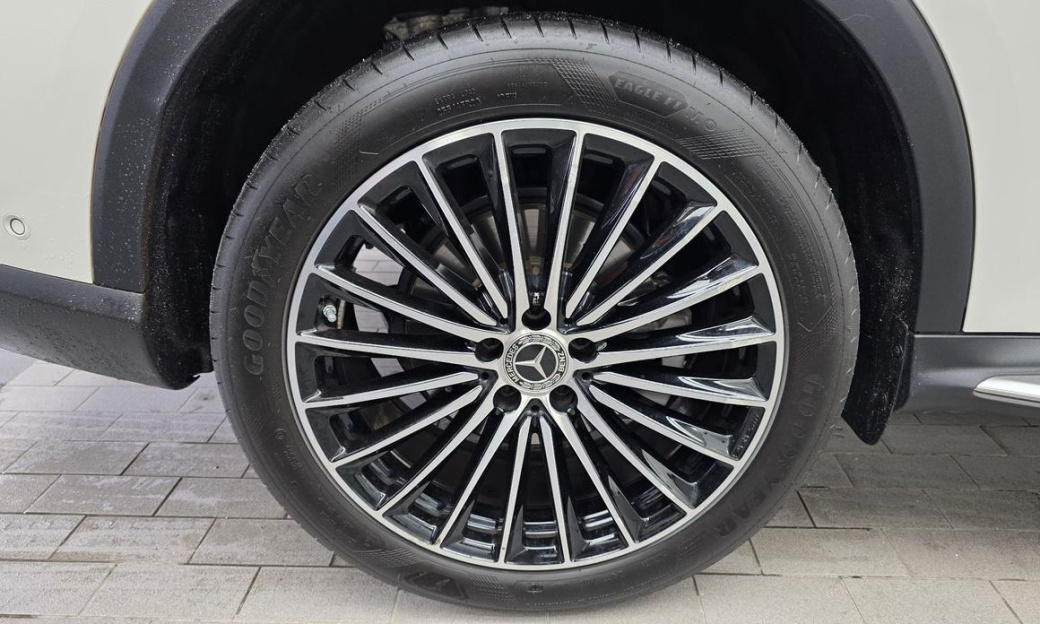Mercedes-Benz GLC-Class GLC300 4MATIC AMG Line, 2024