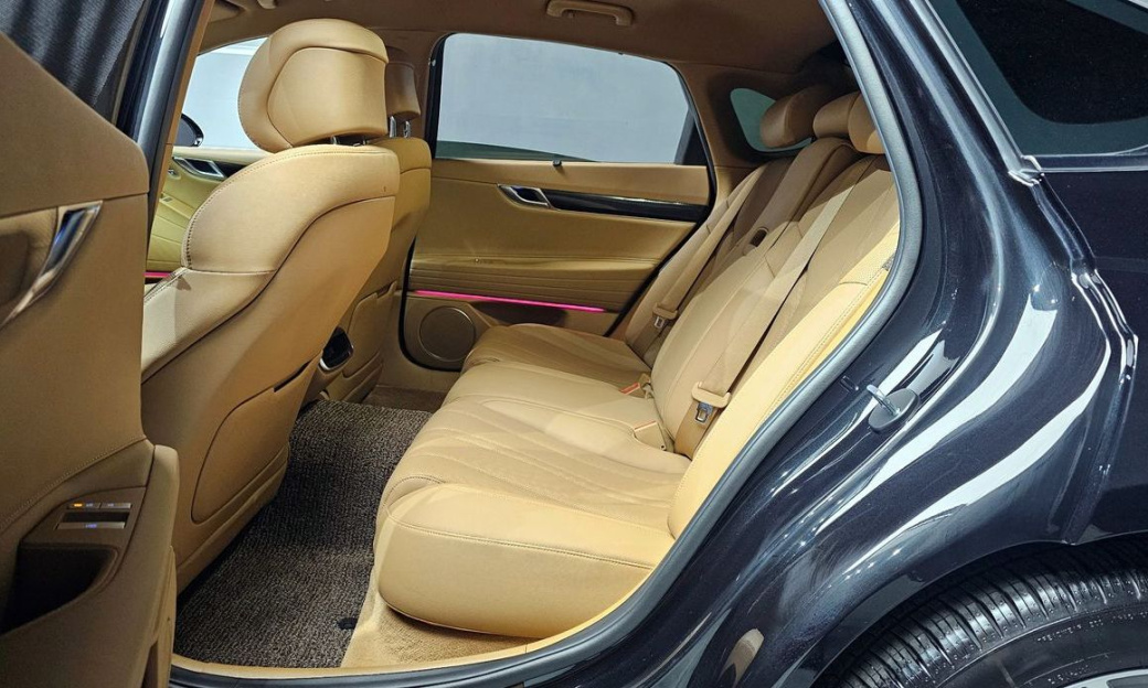 Genesis G80 Gasoline 2.5 Turbo 2WD, 2025