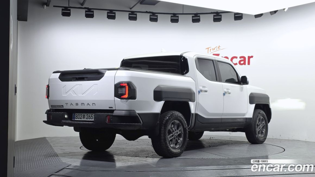 Kia Tasman 2.5T Gasoline 4WD, 2026