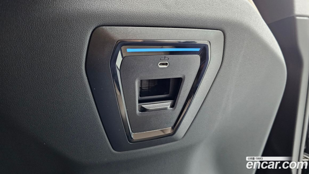 BMW 5-Series 523d, 2024