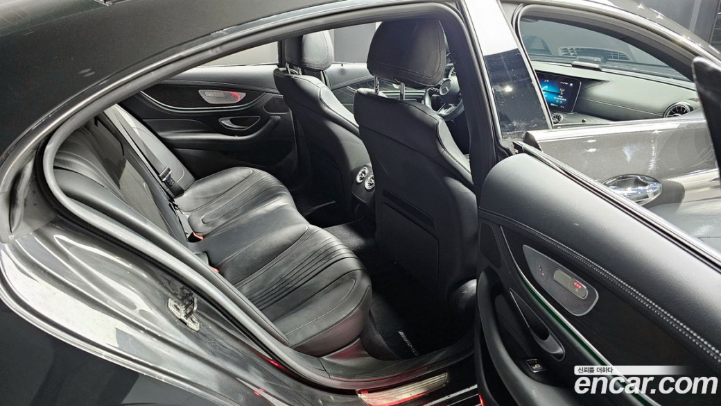 Mercedes-Benz CLS-Class CLS300d 4MATIC, 2023