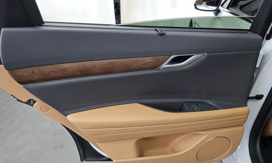 Genesis G80 Gasoline 2.5 Turbo AWD, 2022