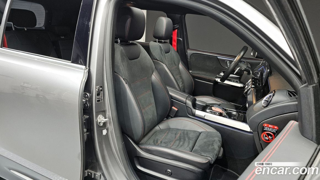 Mercedes-Benz GLB-Class AMG GLB35 4MATIC, 2021