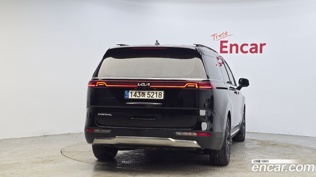 Kia Carnival 9-Seater Signature, 2023