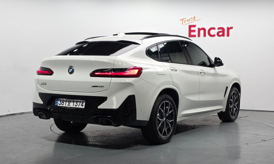 BMW X4 xDrive20i M Sport, 2024