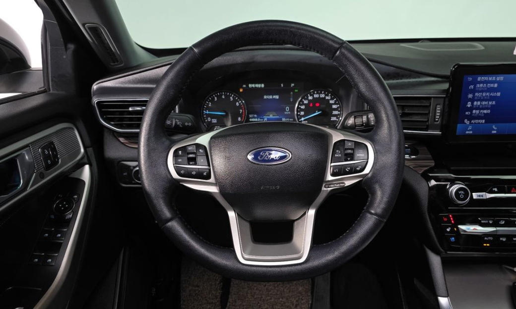Ford Explorer 2.3 LimIted 4WD, 2022