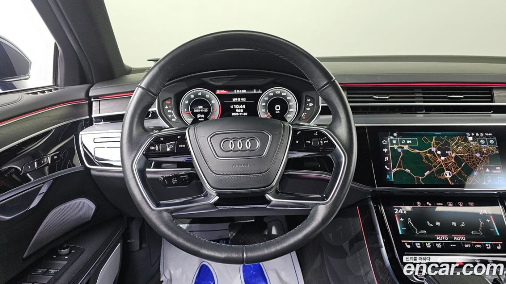 Audi A8 55 TFSI Quattro Premium LWB, 2022