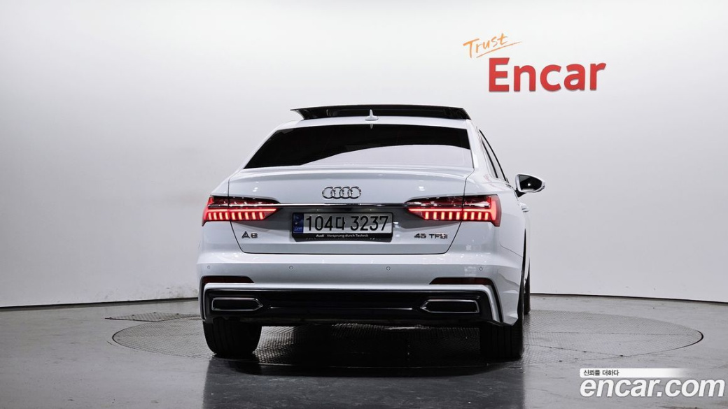 Audi A6 45 TFSI Premium, 2023
