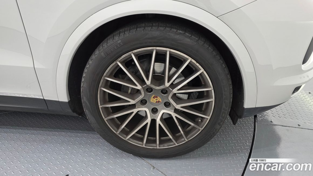 Porsche Cayenne 3.0 Coupe, 2023