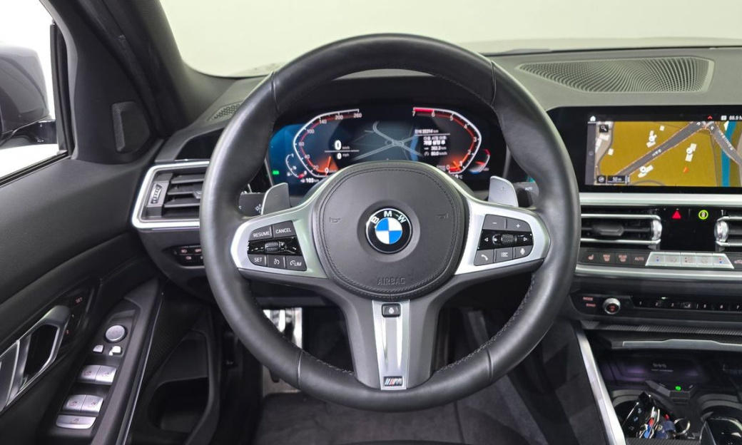 BMW 3-Series 320i M Sport, 2022