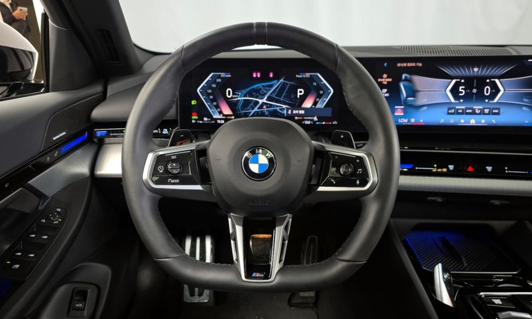 BMW 5-Series 520i M Sport, 2024