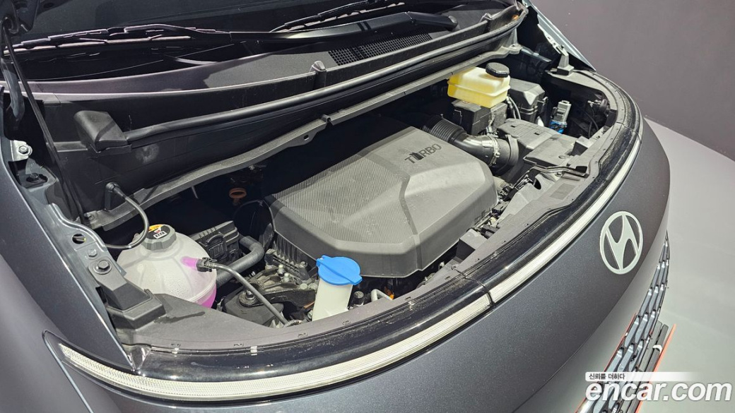 Hyundai Staria Cargo 3-Seater, 2023