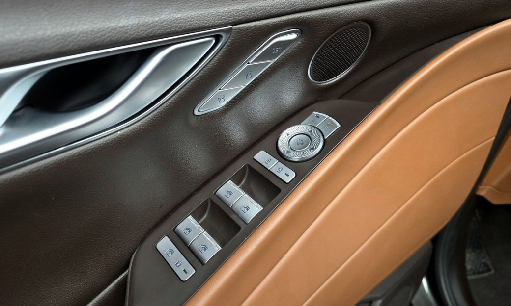 Genesis G80 Gasoline 2.5 Turbo AWD, 2022
