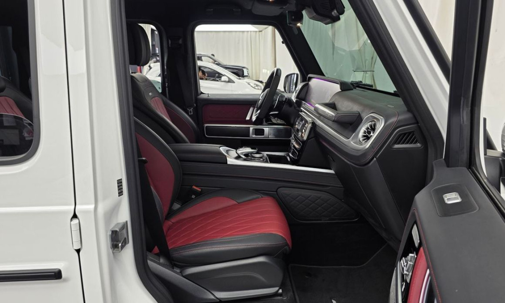 Mercedes-Benz G-Class AMG G63 Manufaktur, 2024