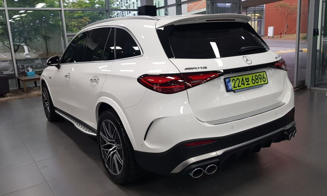 Mercedes-Benz GLC-Class AMG GLC43 4MATIC, 2025