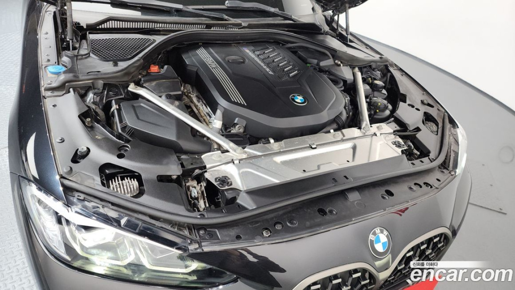 BMW 4-Series M440i xDrive Coupe, 2022