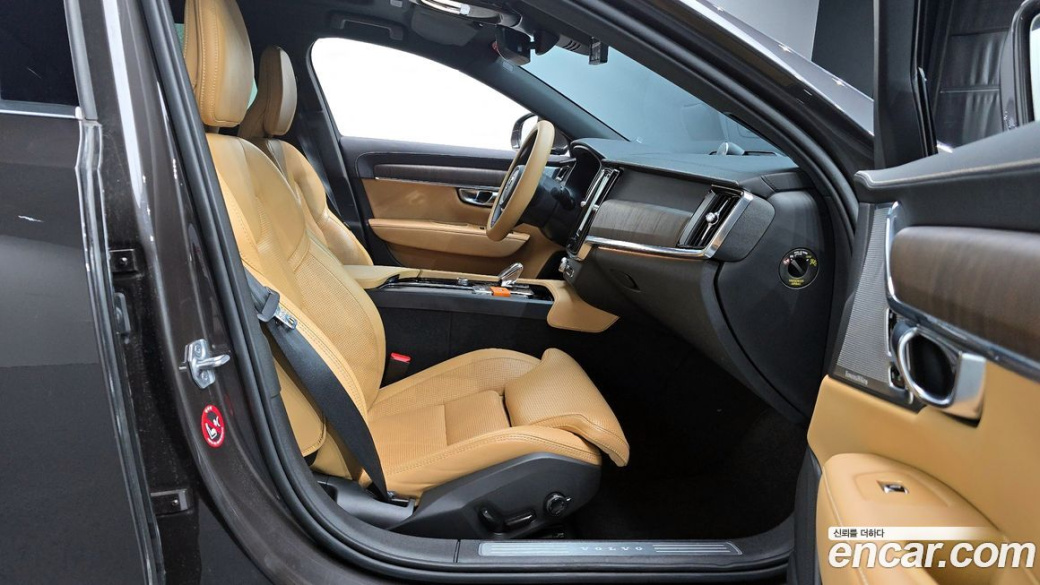 Volvo S90 B6 AWD Inscription, 2022