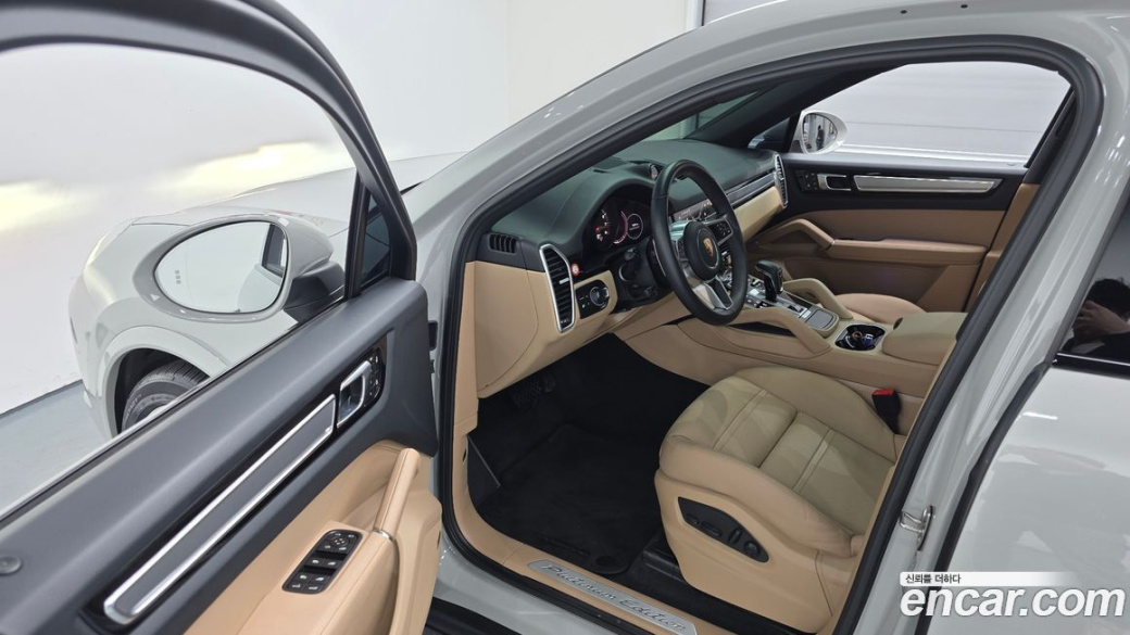 Porsche Cayenne 3.0 COUPE PLATINUM EDITION, 2023