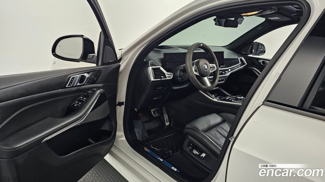 BMW X5 xDrive 40i M Sport, 2024