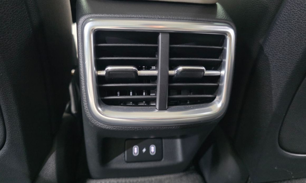 Kia K5 2.0, 2024