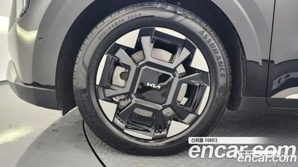 Kia Carnival 9-Seater Noblesse, 2025