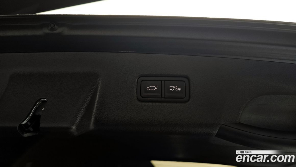 Kia Carnival 9-Seater Signature, 2022