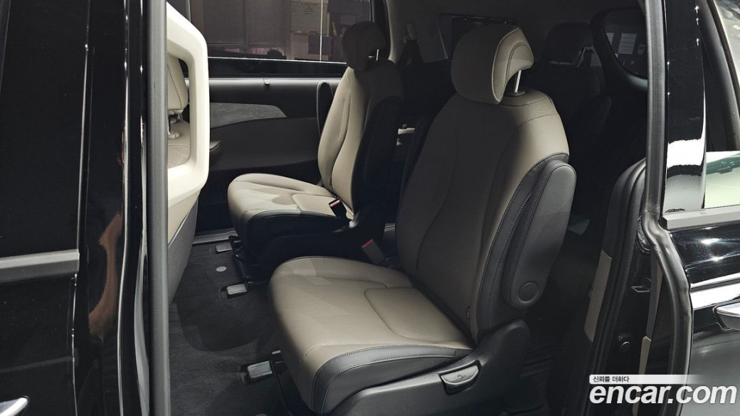 Kia Carnival 9-Seater Noblesse, 2025