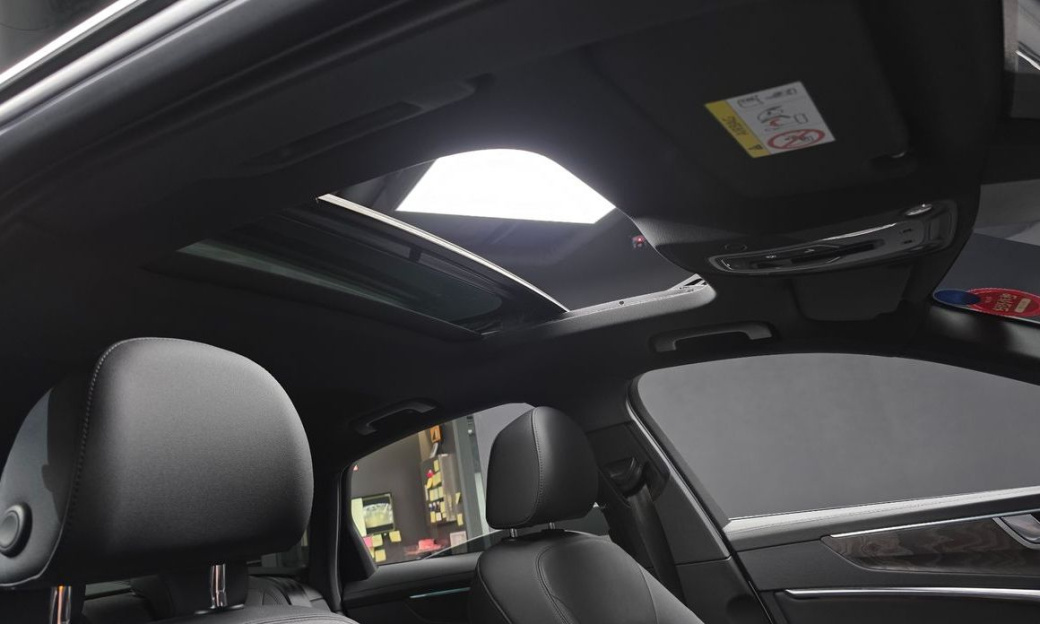Audi A6 40 TDI Premium, 2022